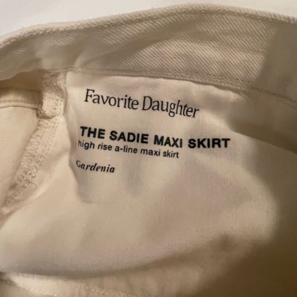 Favorite Daughter The Sadie Maxi Skirt in Gardenia. - Picture 11 of 13